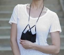 blog/eyewear-innovator-la-loop-launches-the-original-necklace-for-masks.htm